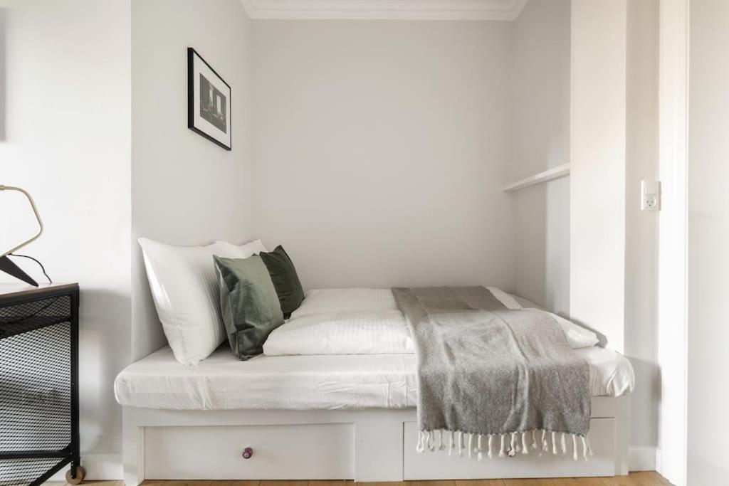 Cozy Apartment In Christianshavn W Two Balconies. Κοπεγχάγη Εξωτερικό φωτογραφία