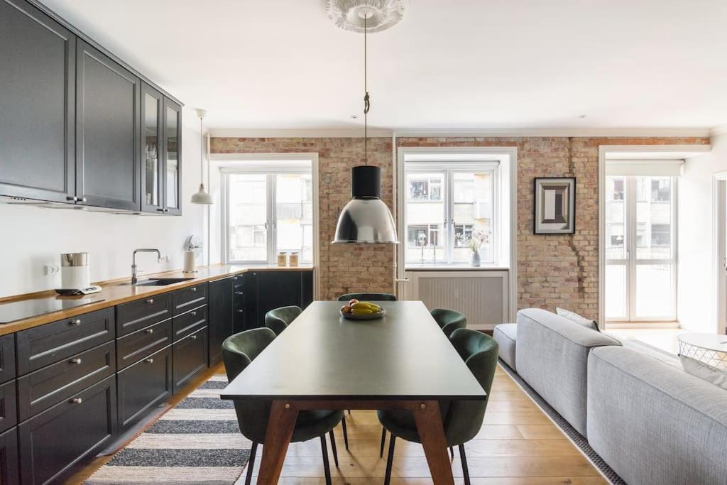 Cozy Apartment In Christianshavn W Two Balconies. Κοπεγχάγη Εξωτερικό φωτογραφία